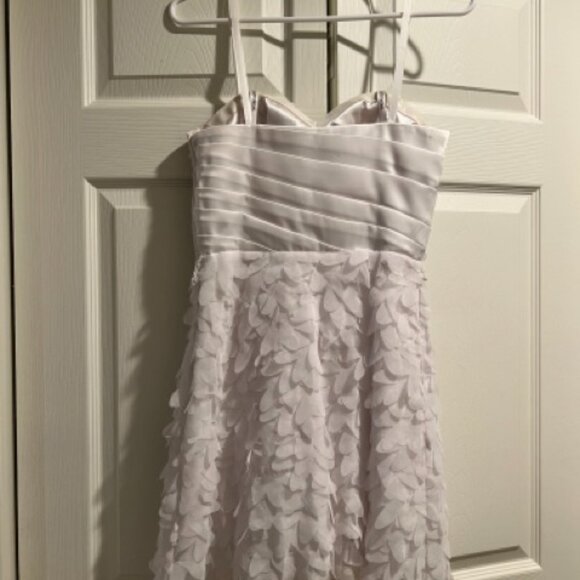 White Bridal Mini-Dress - Picture 2 of 3